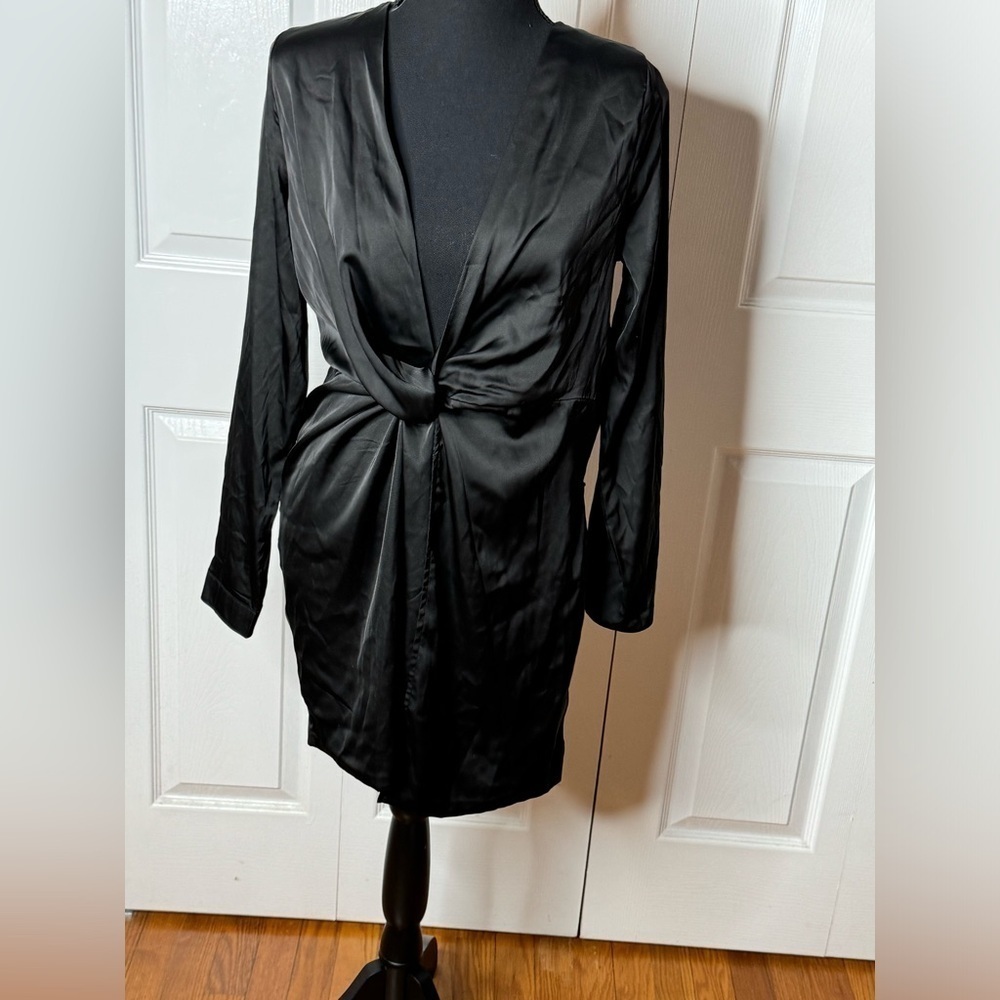 Fashion Nova Women's Black Dress
